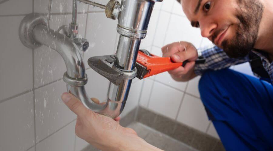 Expert burst pipe repair services in Harrodsburg, IN